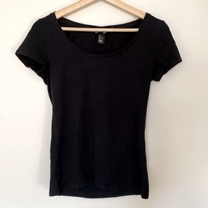 2/12$ BLACK H&M T-SHIRT